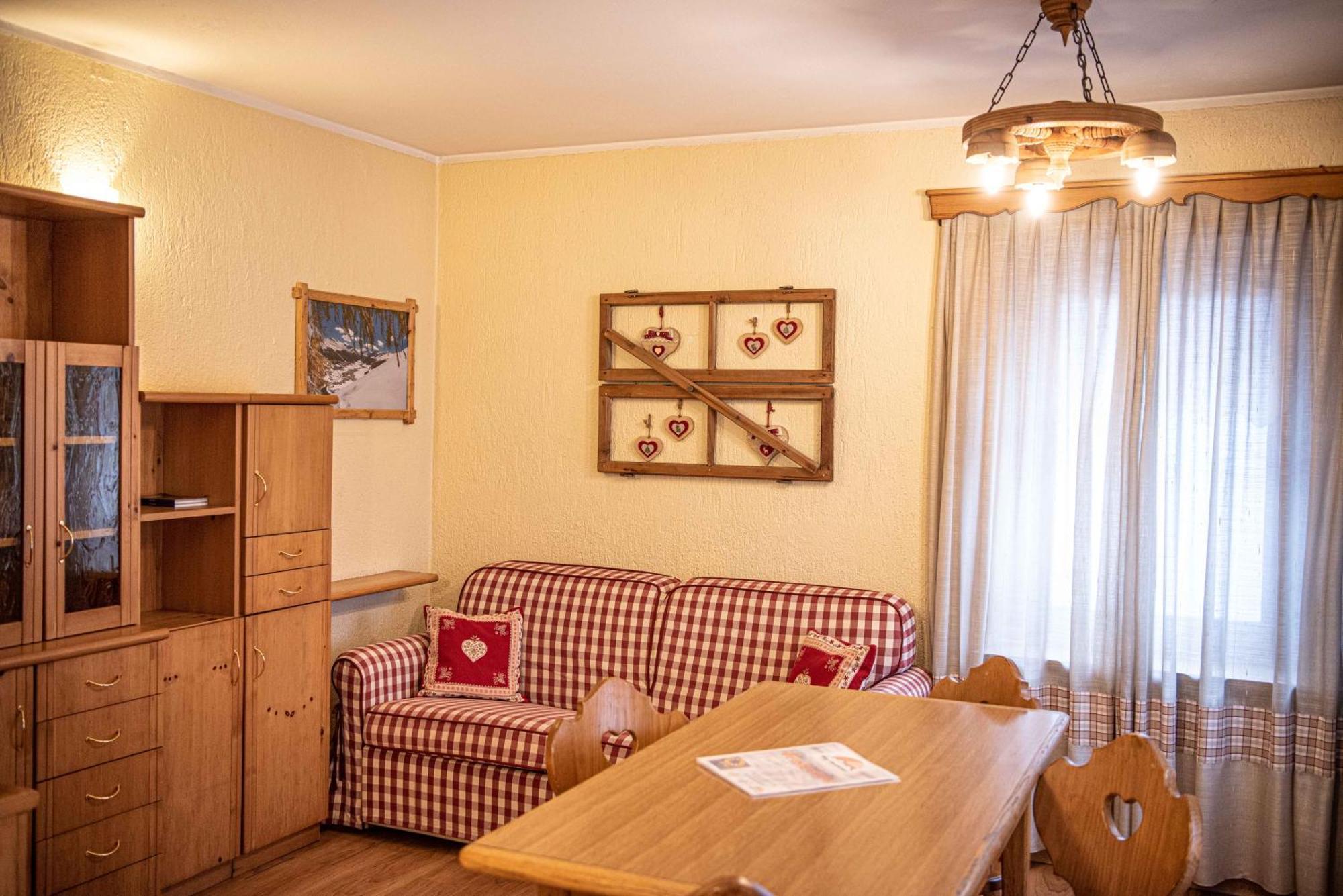 Appartamento Mokino Center Myholidaylivigno Exteriör bild