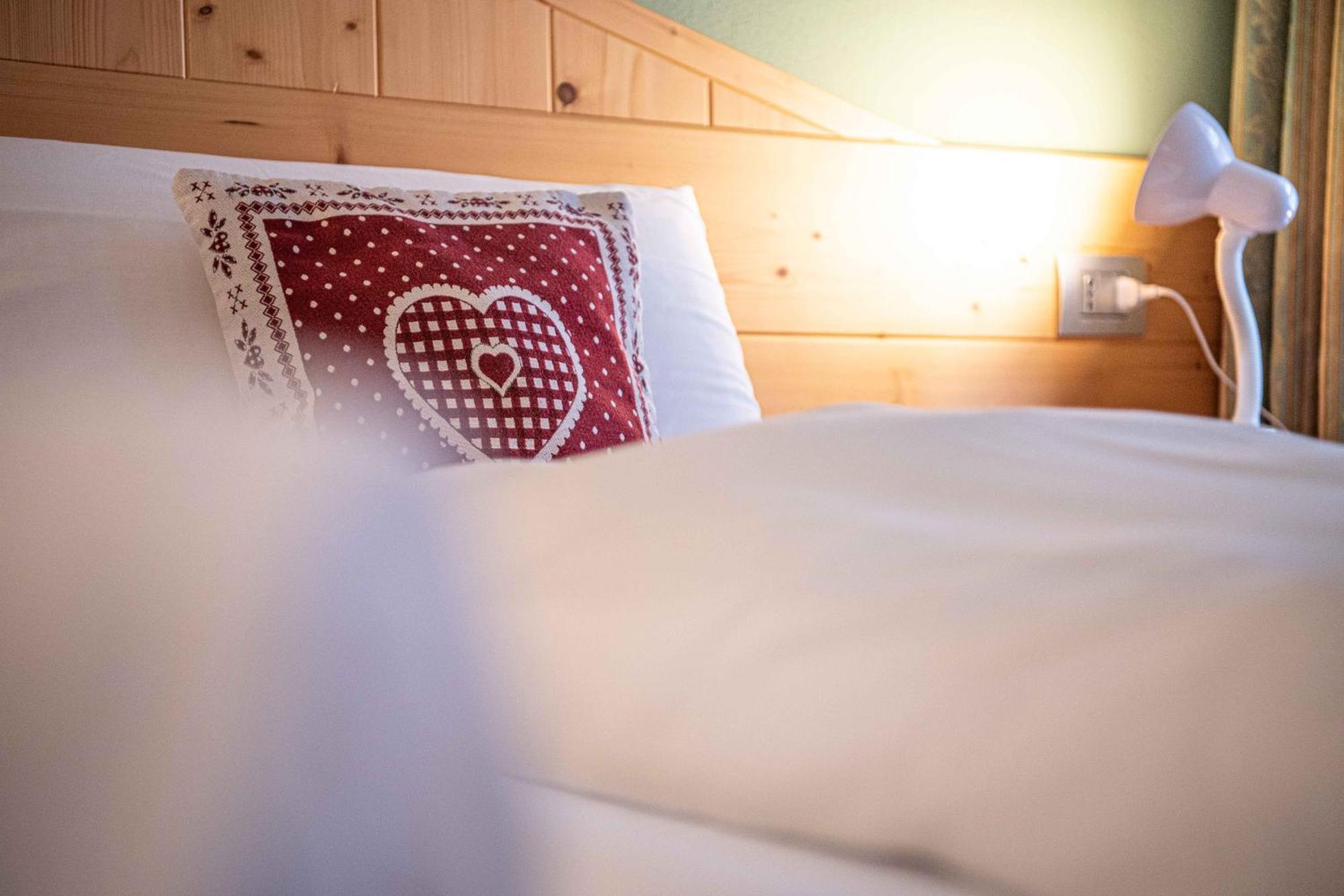 Appartamento Mokino Center Myholidaylivigno Exteriör bild