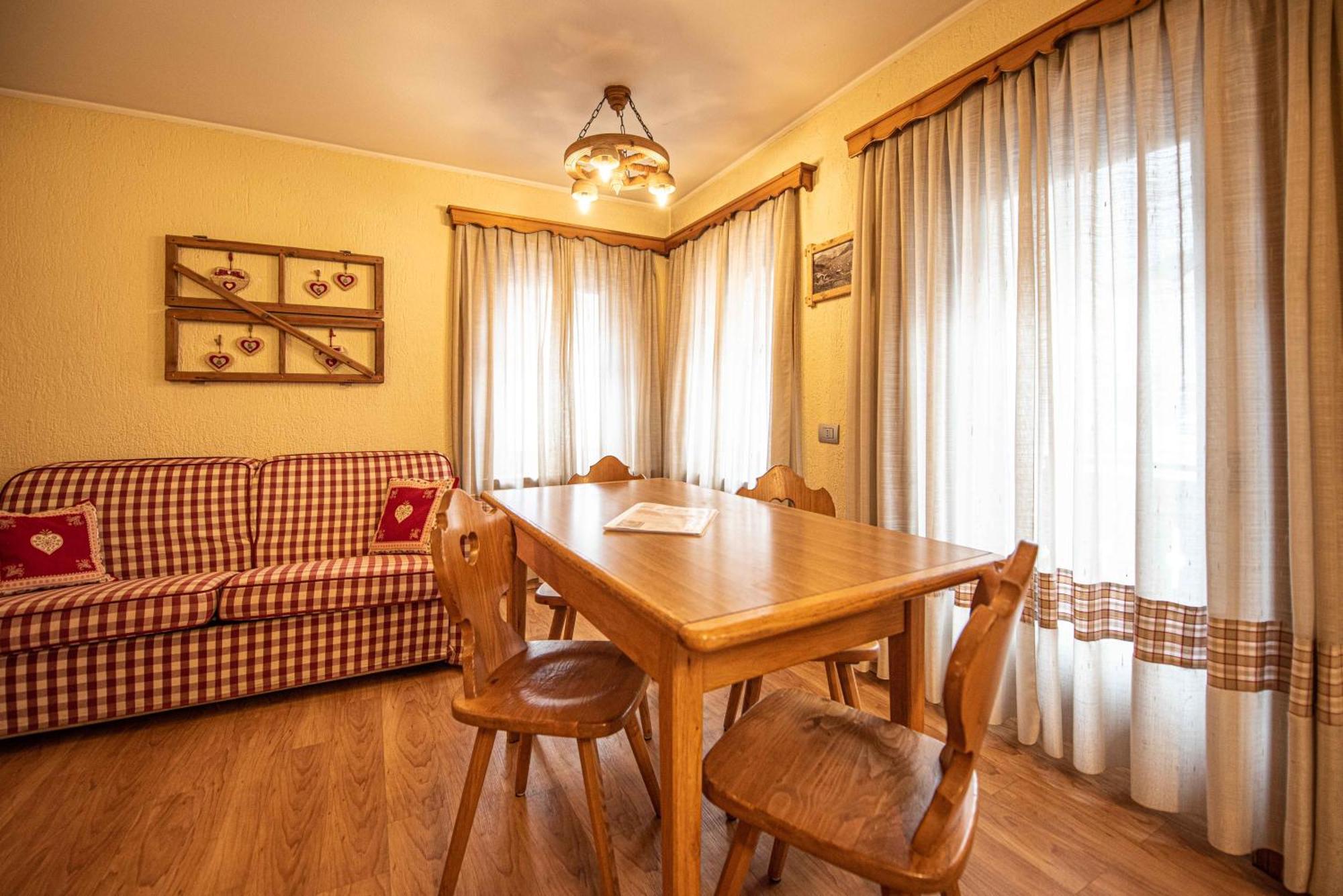 Appartamento Mokino Center Myholidaylivigno Exteriör bild